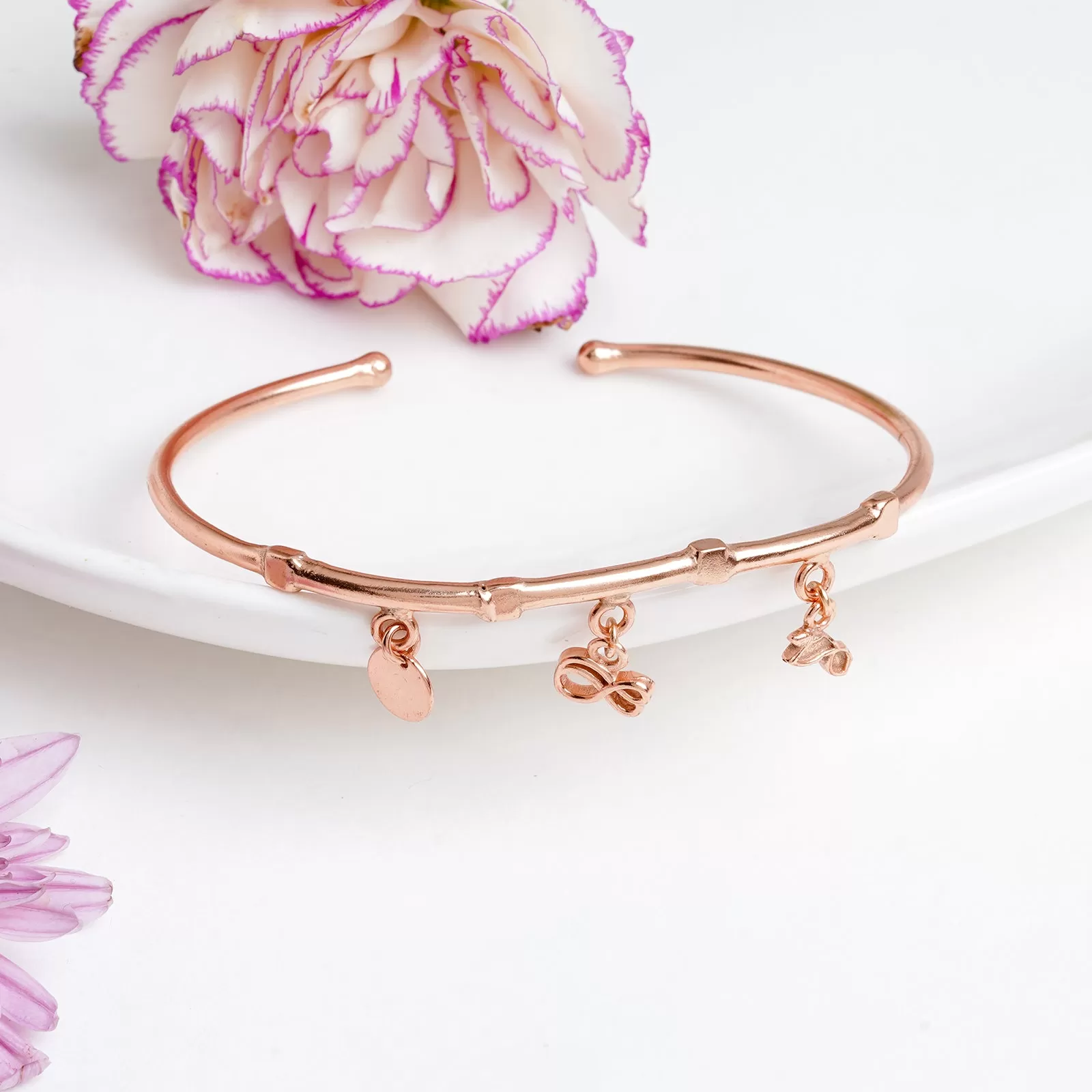 Aponi Rosegold Bracelet