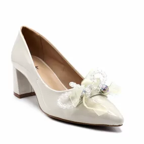 Cream Formal Court Shoes 085473